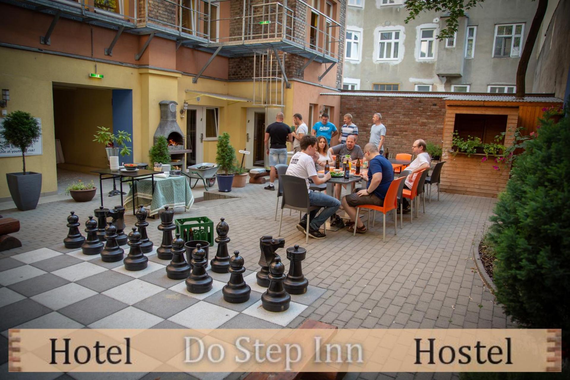 Do Step Inn Home - Hotel & Hostel Відень Екстер'єр фото